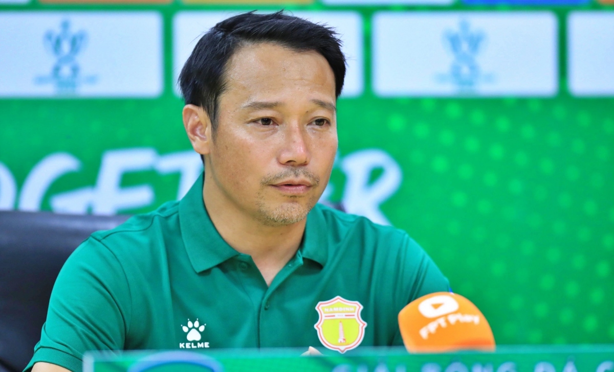 Chuyển nhượng V-League: CLB Nam Định công bố hợp đồng chất lượng